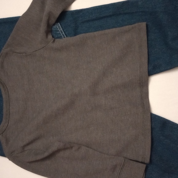 Boys 18mths 1 overall and 2 shirts bundle S2 - Picture 6 of 9